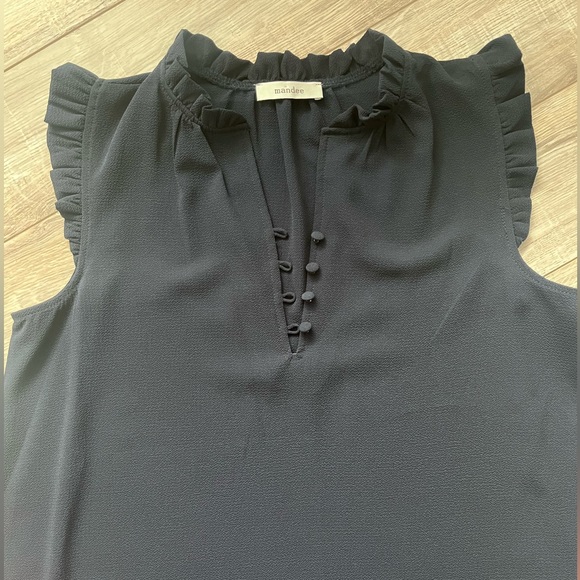 Navy Blue Sleeveless Blouse - Picture 2 of 4